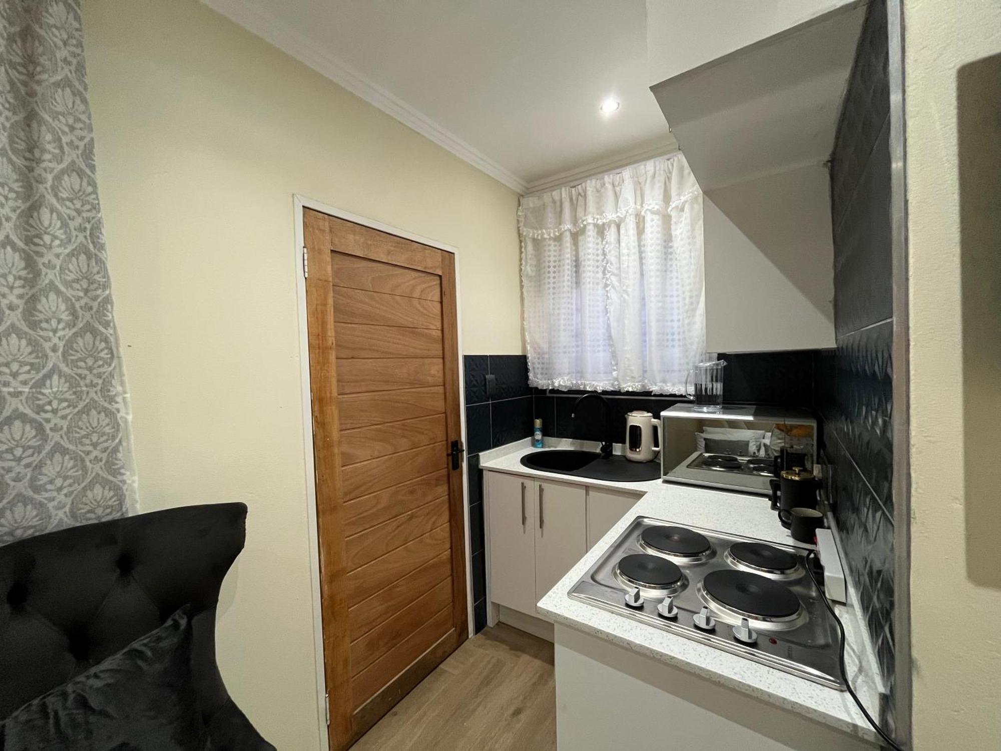 The Benjamin Accomodation Edenvale Extérieur photo