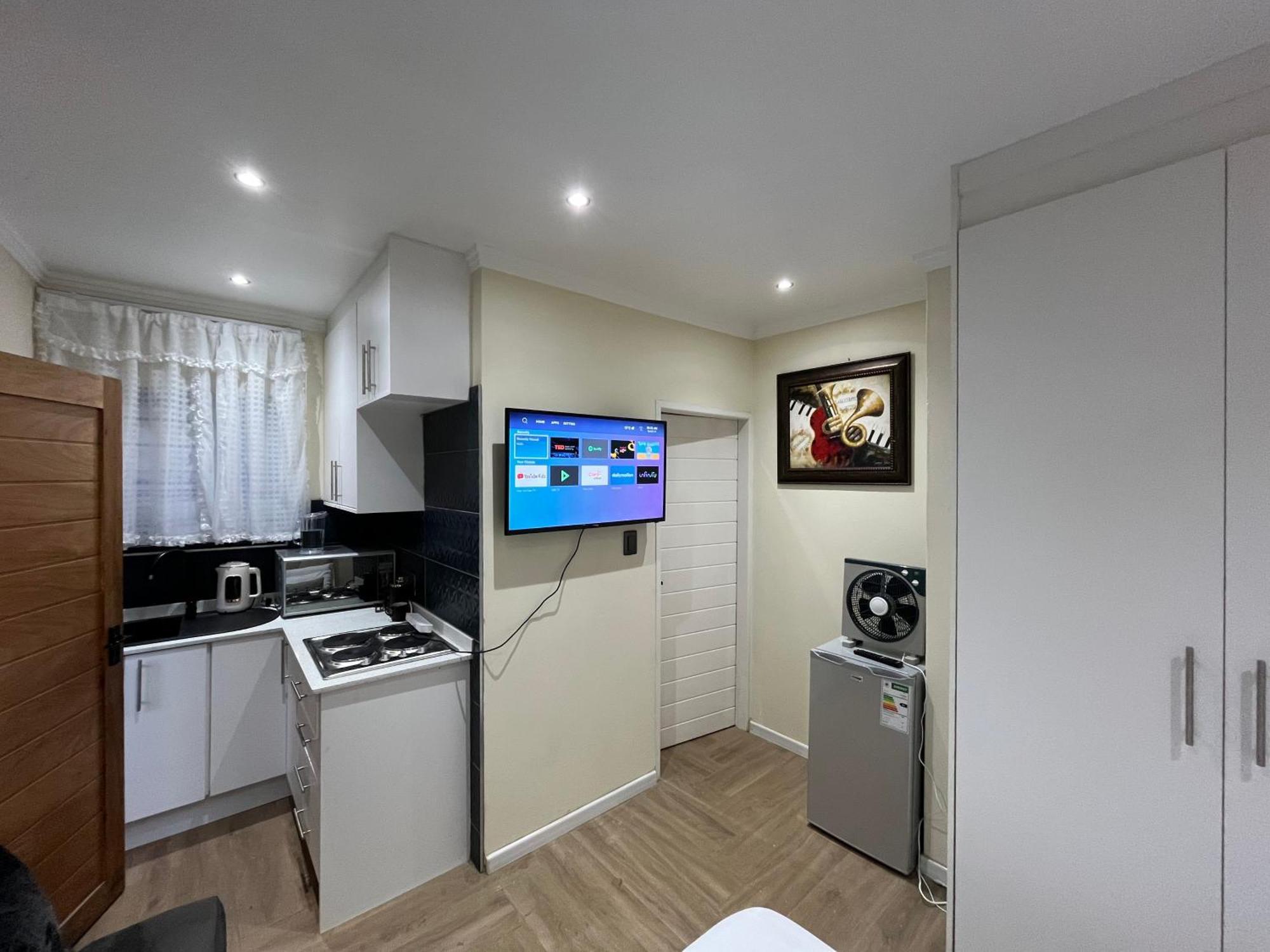 The Benjamin Accomodation Edenvale Extérieur photo